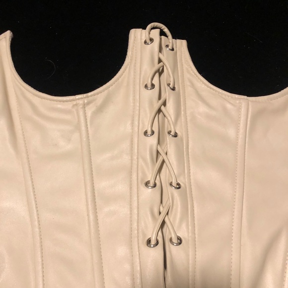 underbust corset - Picture 4 of 4